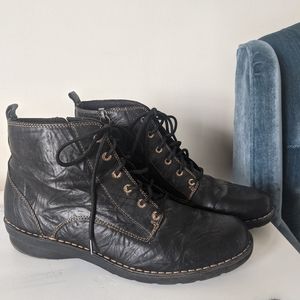 Clarks women's boots